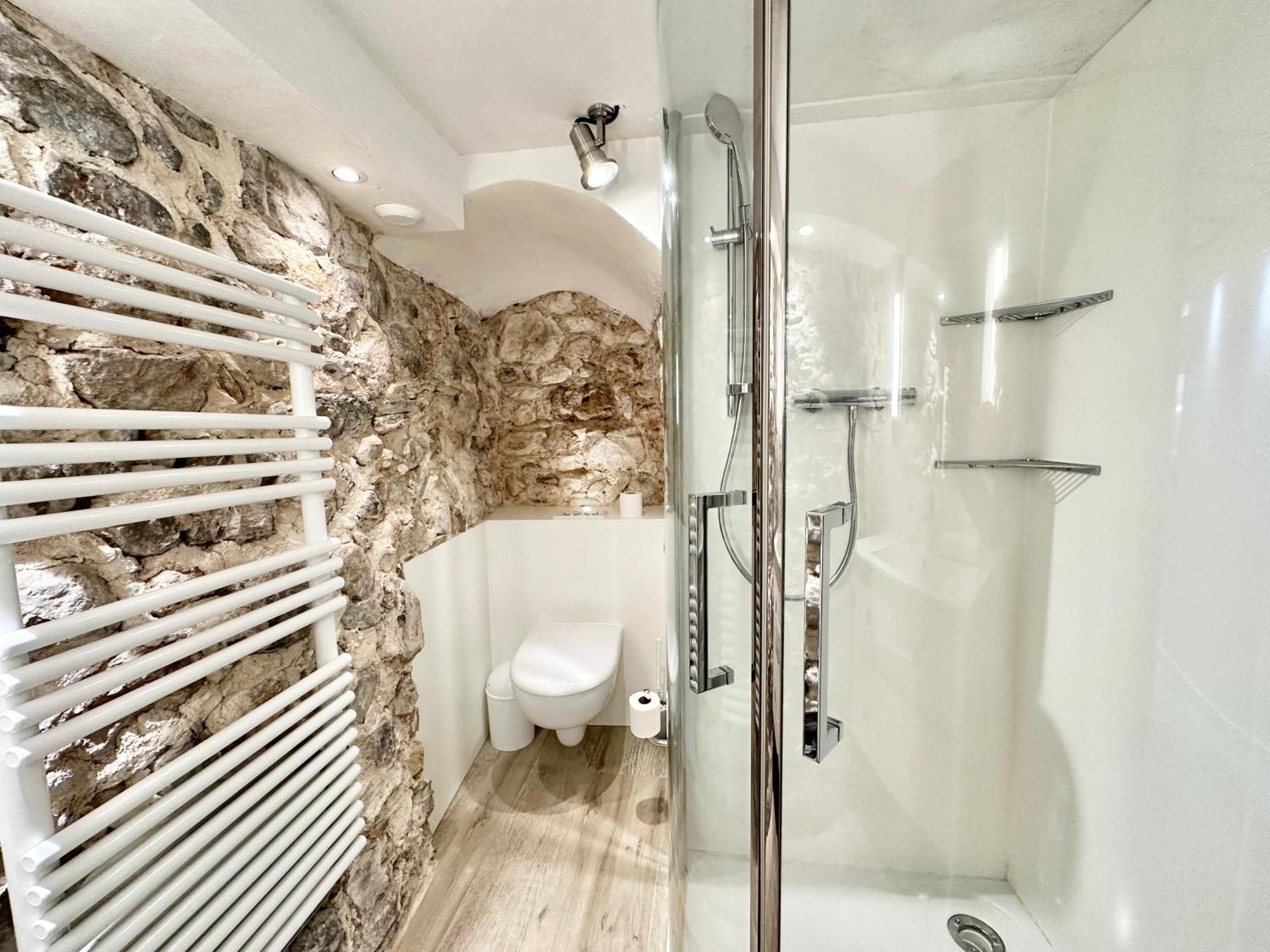 Longue 2 Menton Apartment Luaran gambar